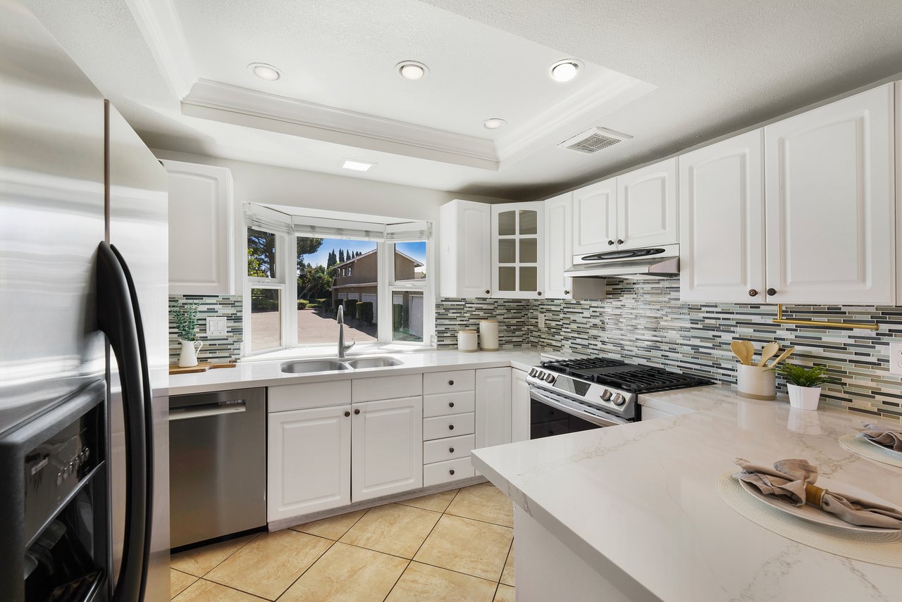 20 Sacramento, Irvine, CA 92604