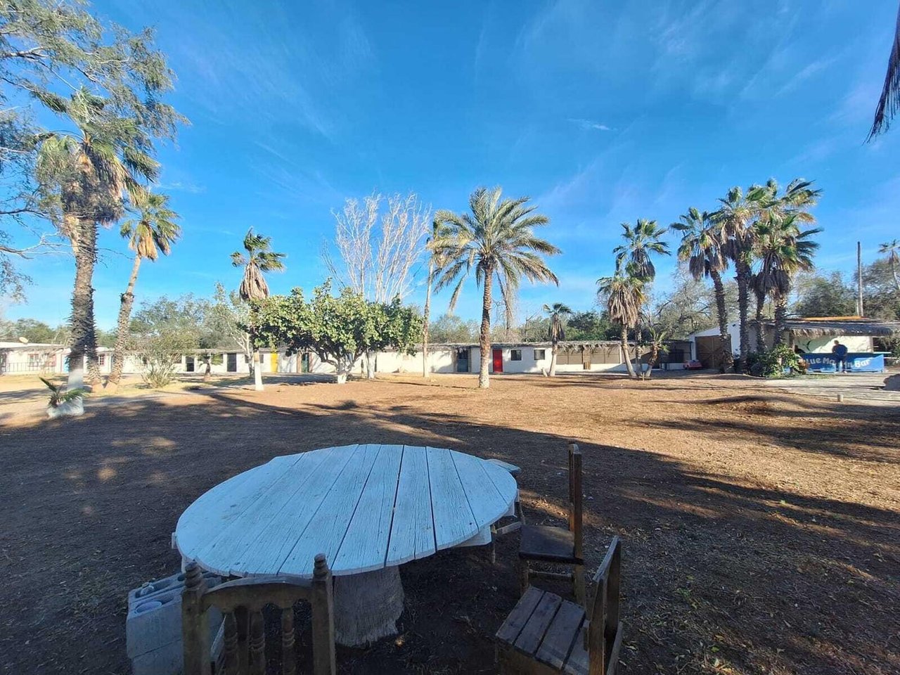 Compound Los Pinos