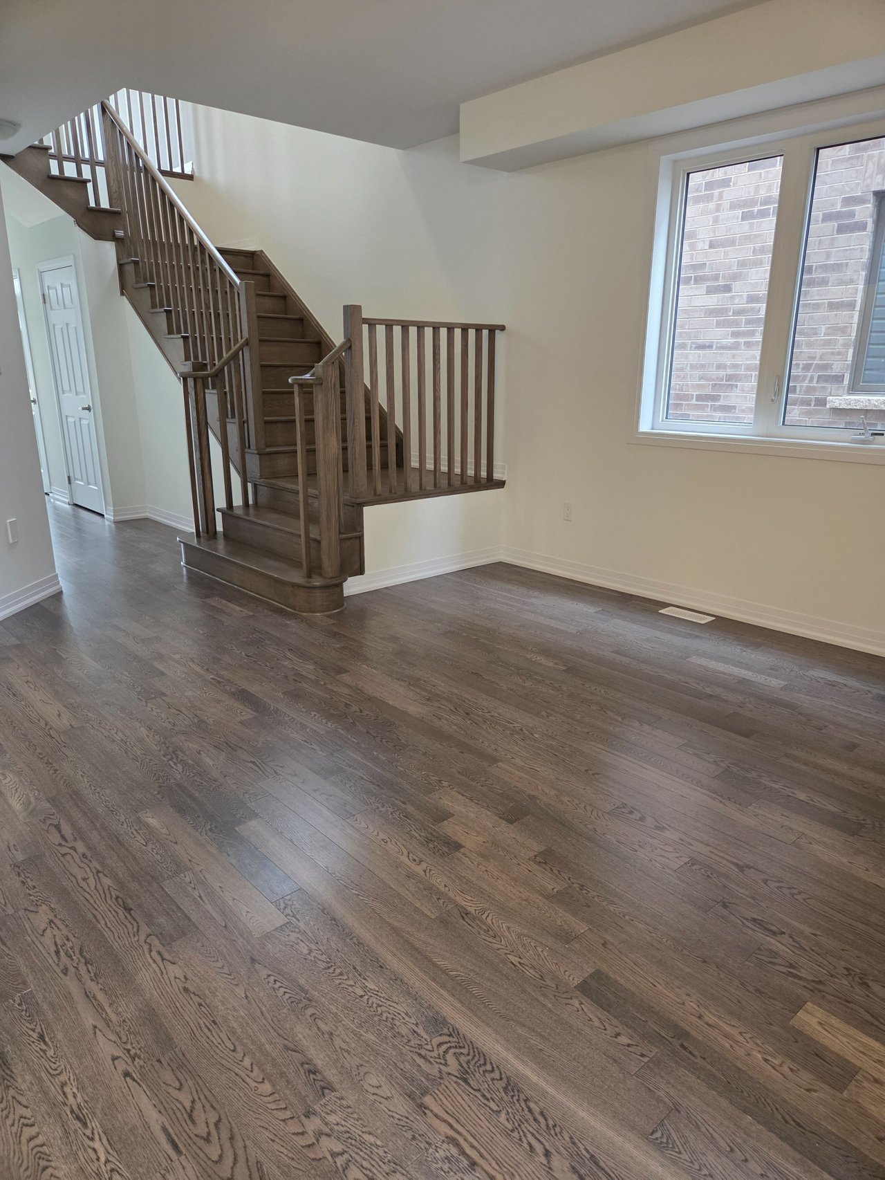 22 Cresthaven Heights