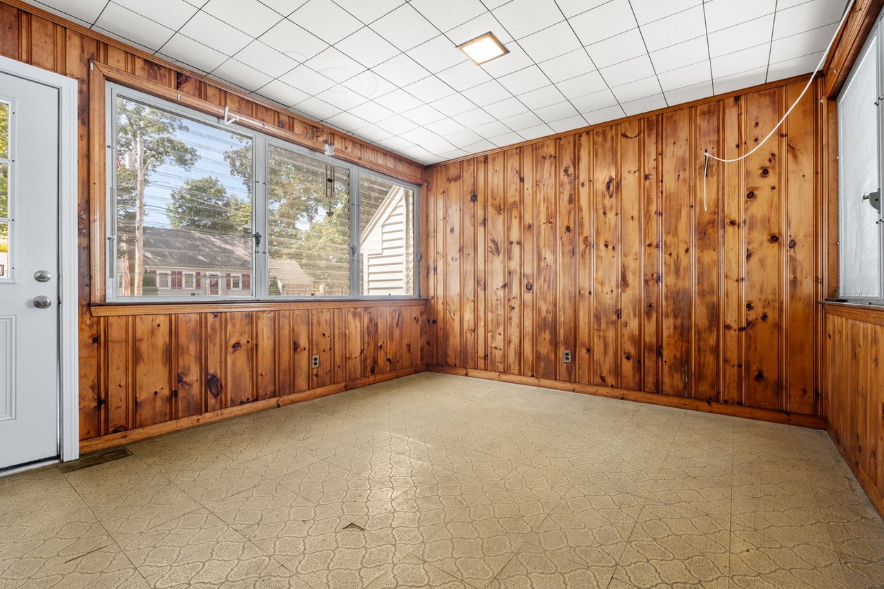 66 Plymouth Ave