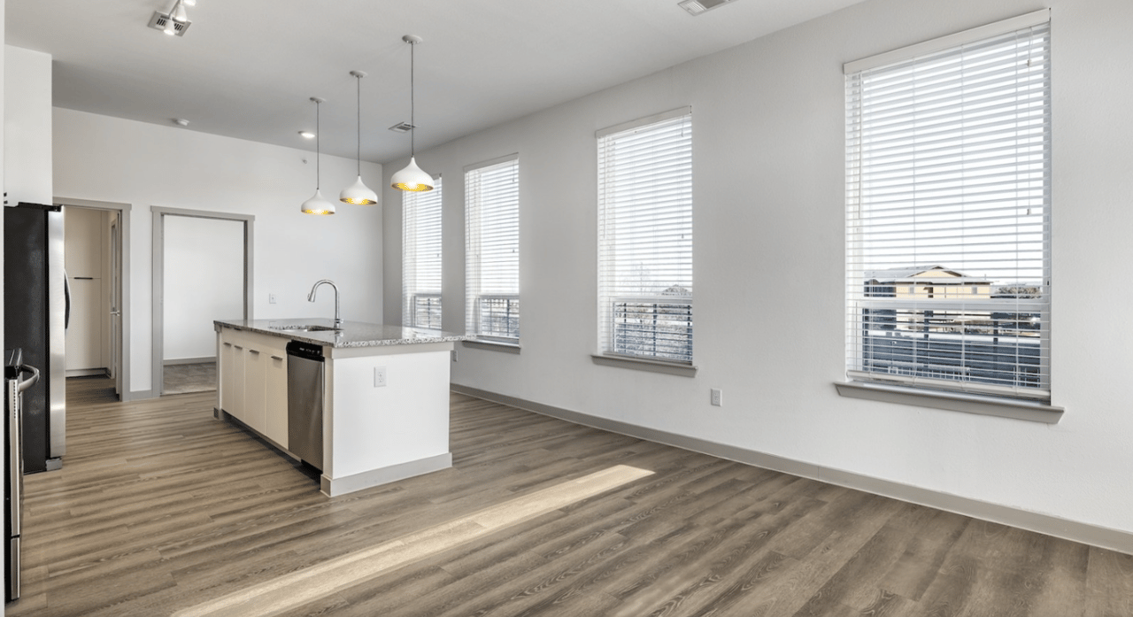 Enjoy 10 Weeks Free & Waived $200 Admin Fees!