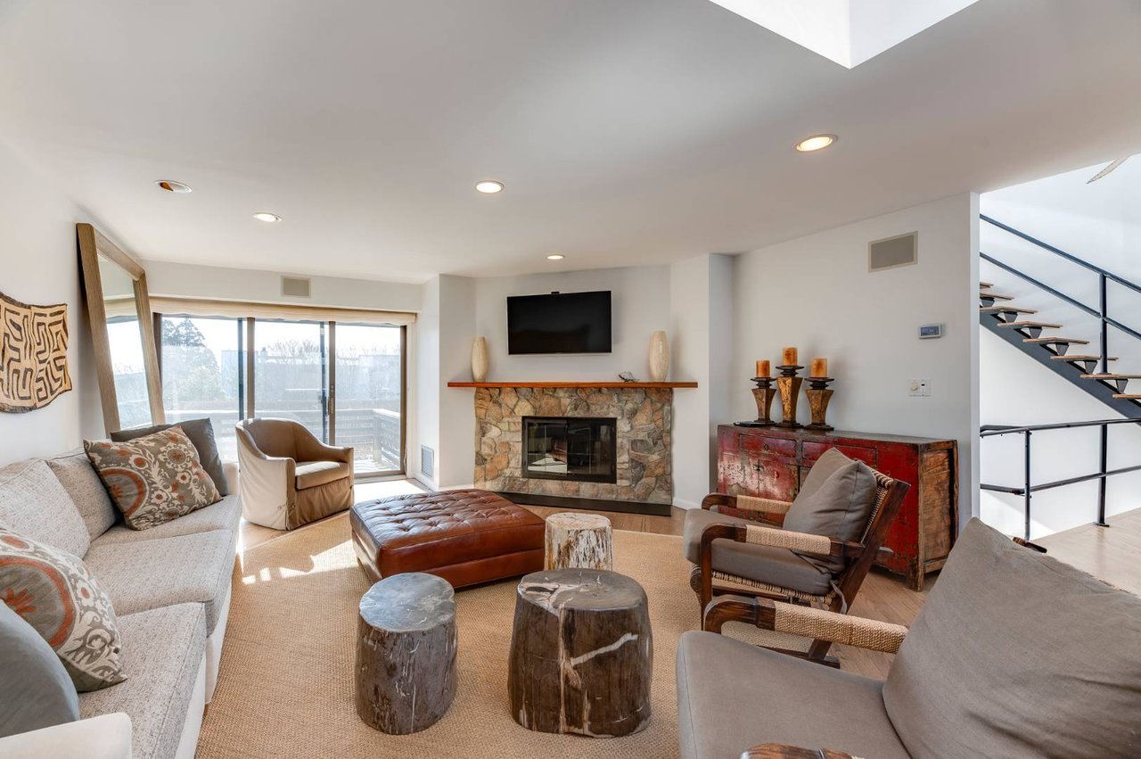 160 Sandpiper Ln