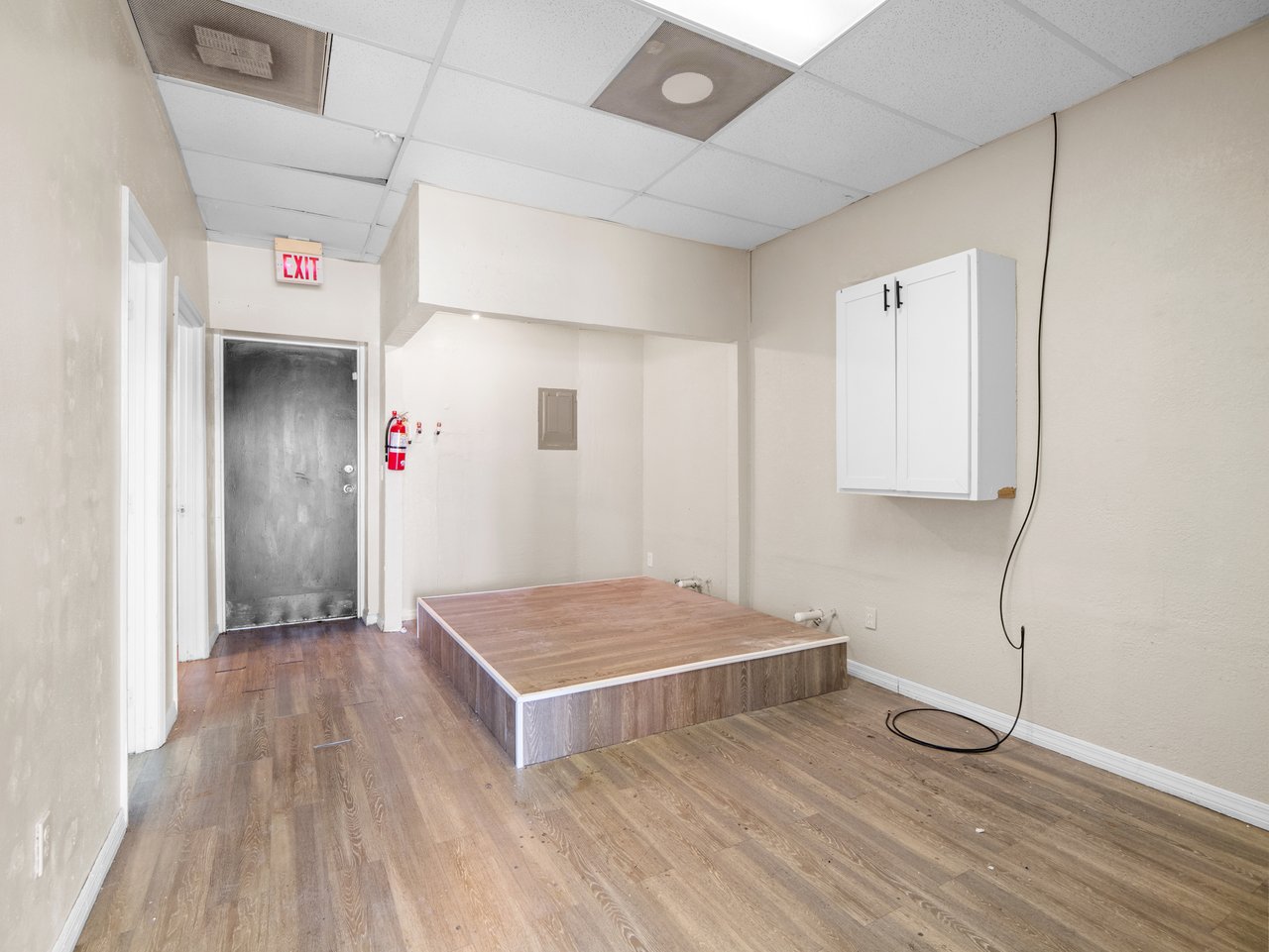 2715 N Harbor City Blvd