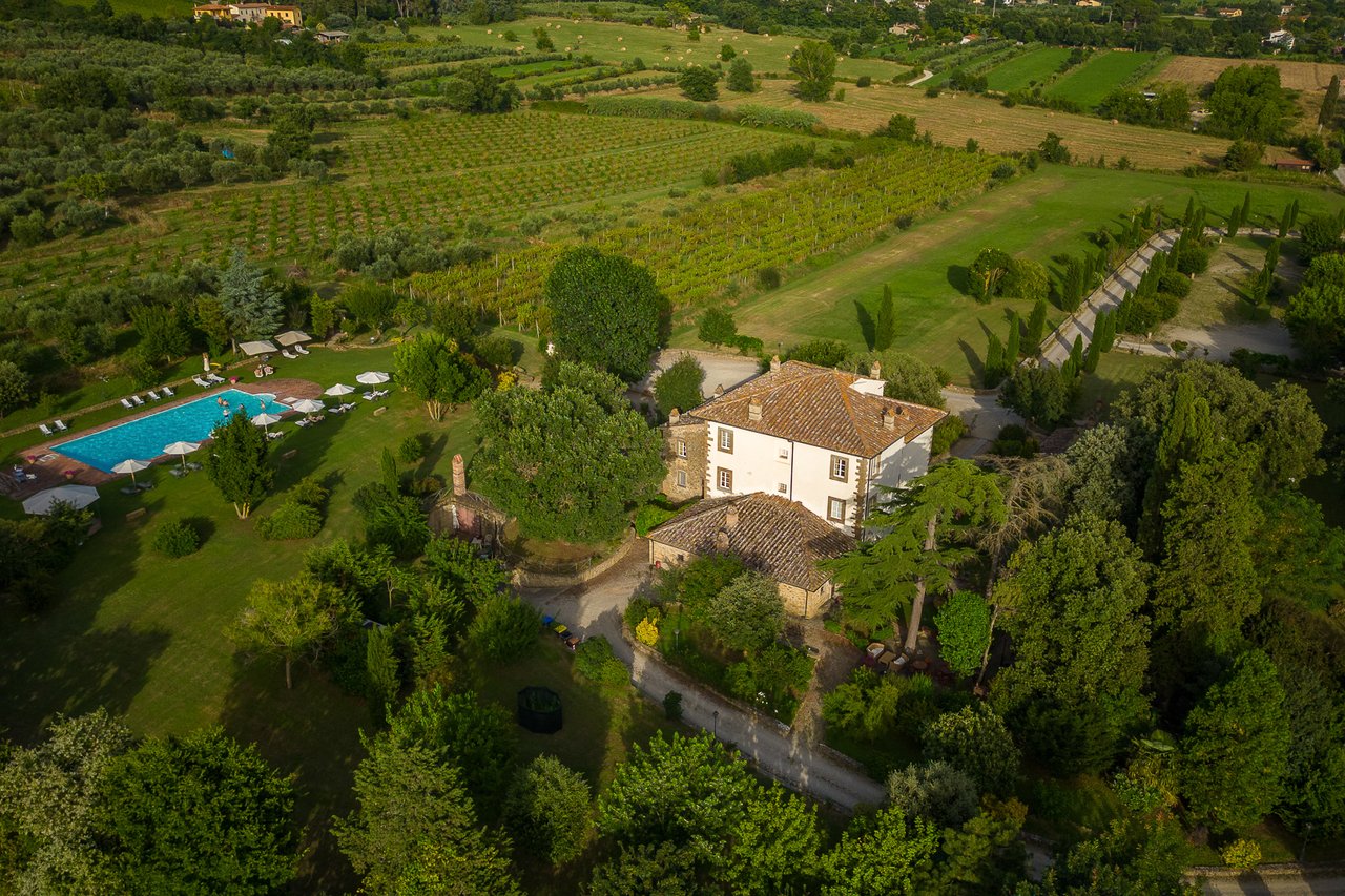 VILLA MECENATE