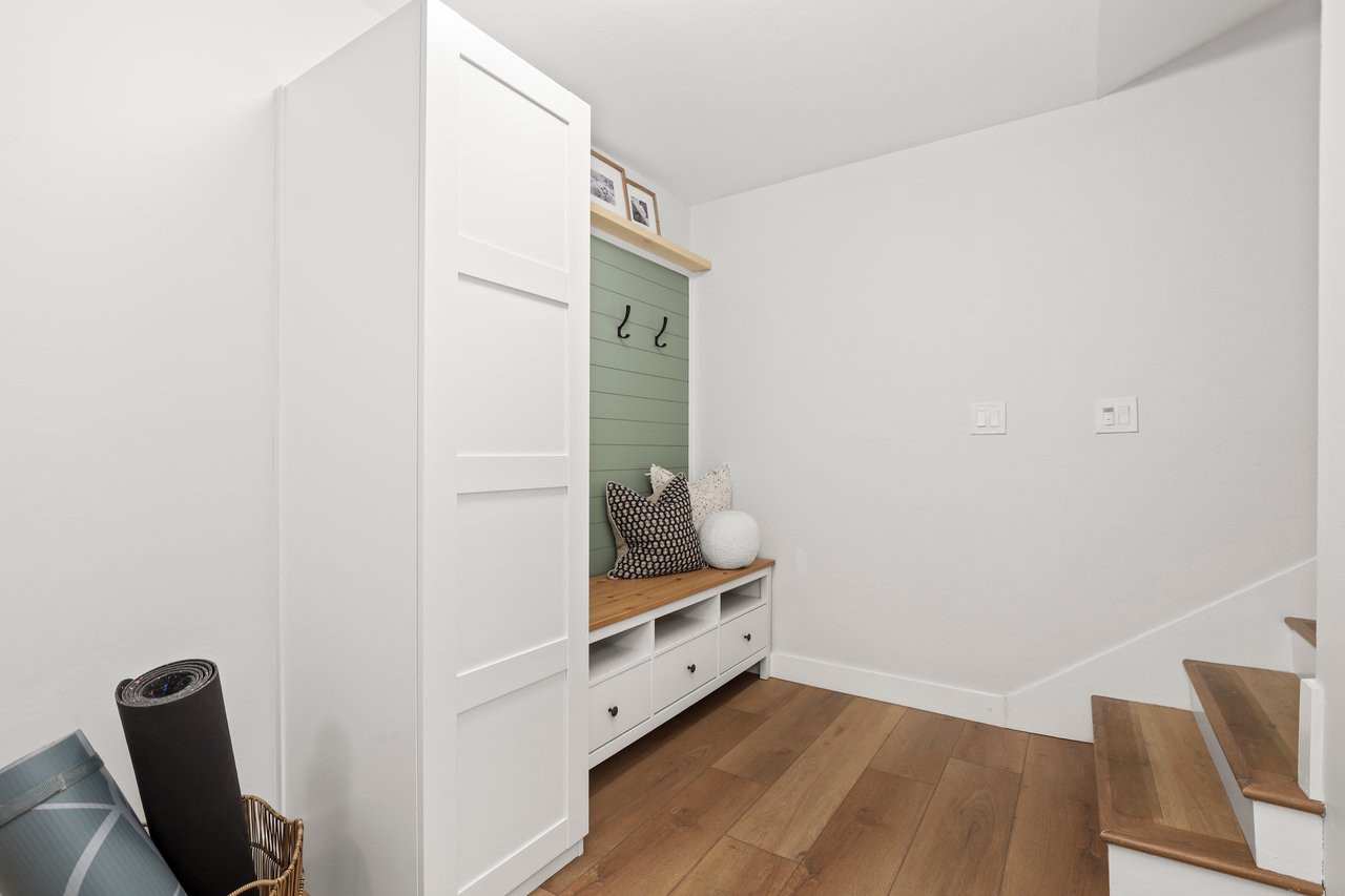 1049 16th Street, Unit 5