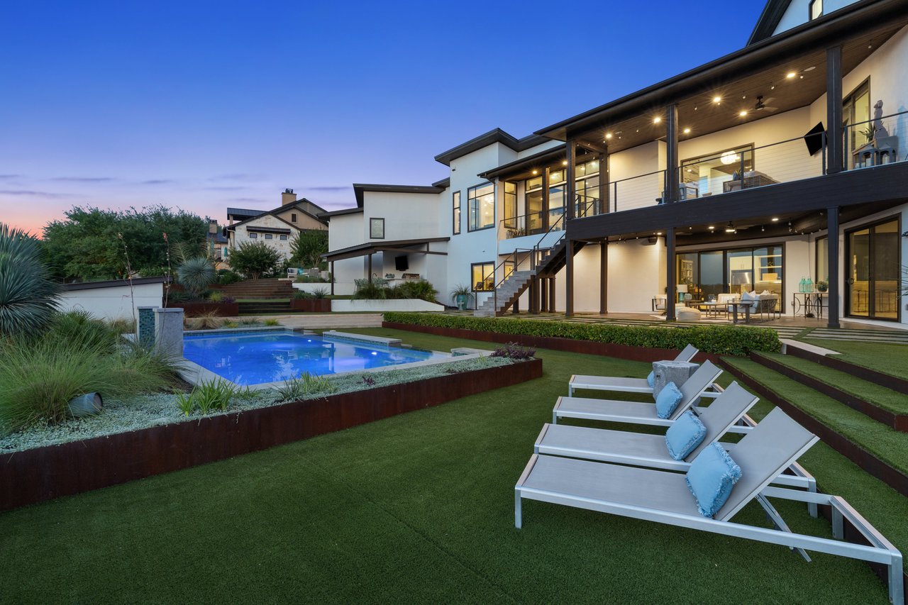 Spanish Oaks Luxury 