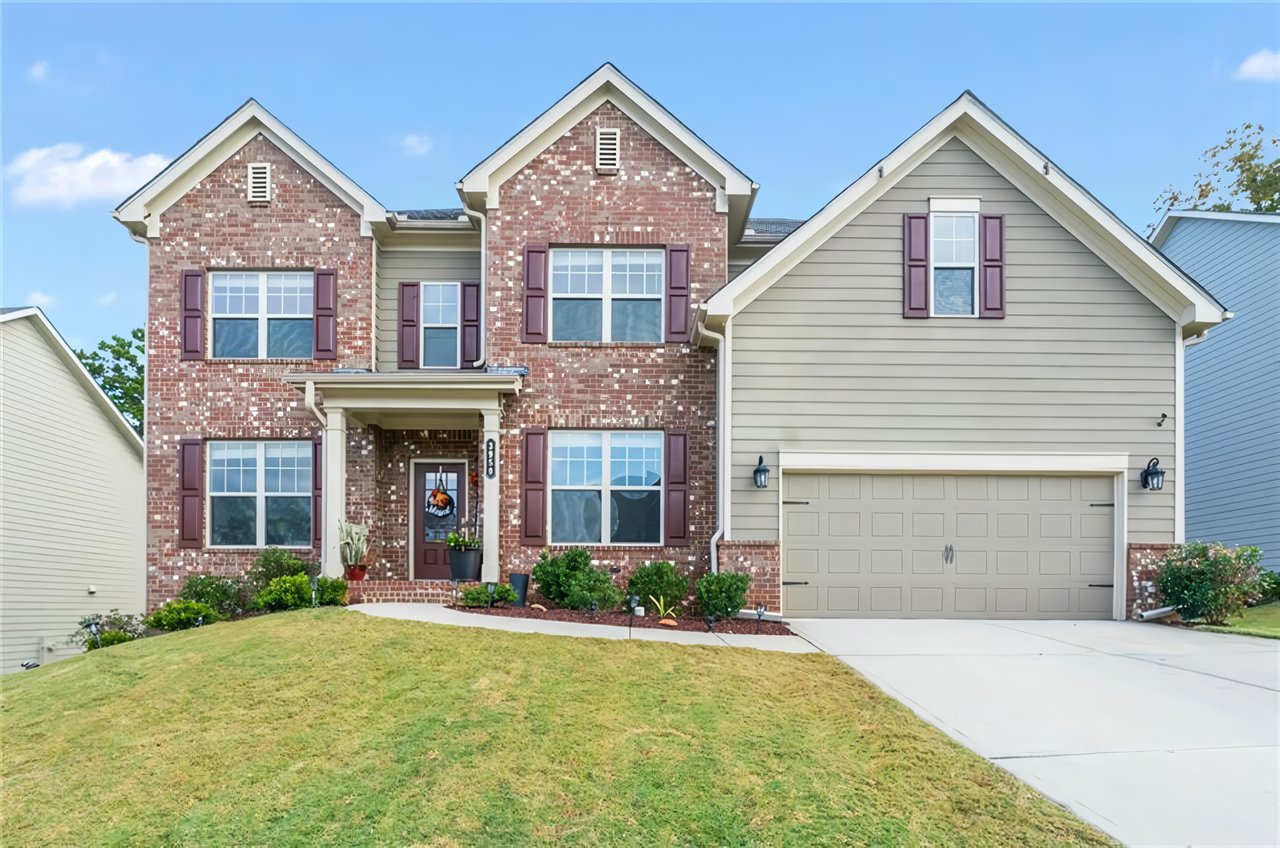 3950 Grandview Manor Dr
