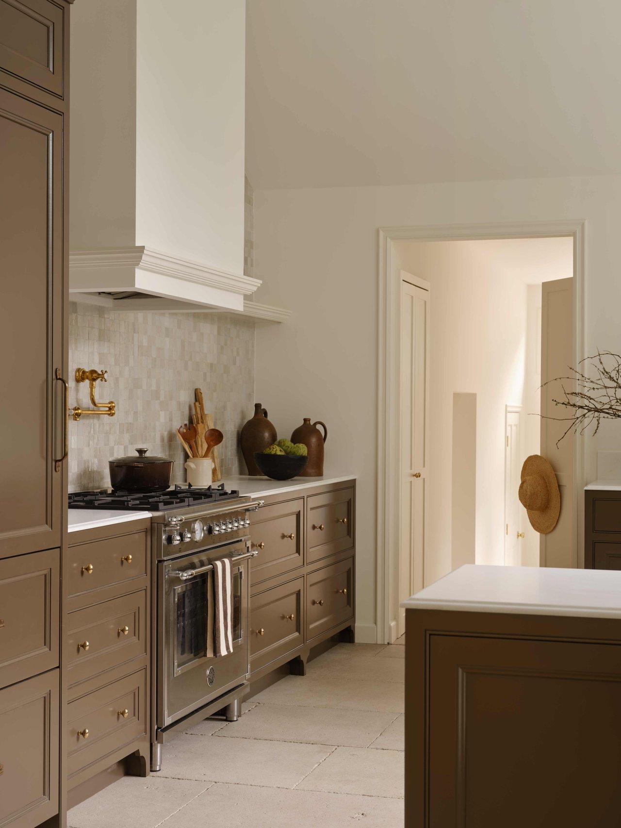 17333 Rancho St, Encino