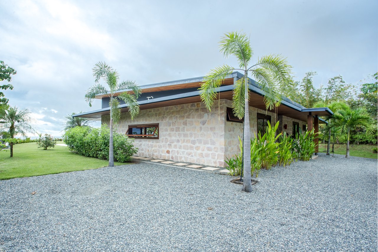 Ocean View Home Perezoso Road, Ojochal