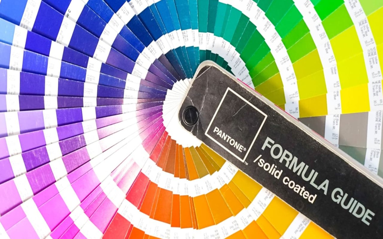 Make Your Space Come Alive With Pantone Color Of The Year: Viva Magenta