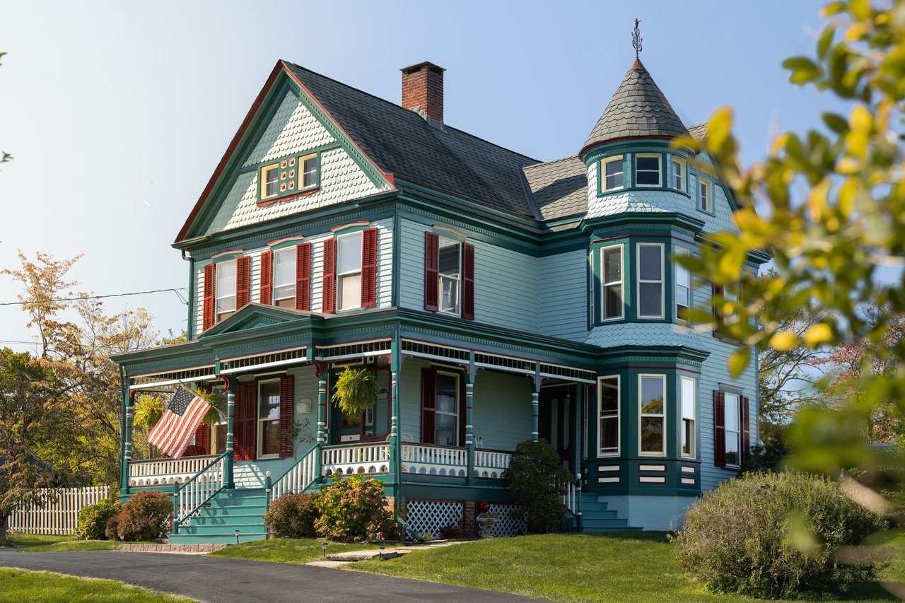 25 Old Turnpike Rd
