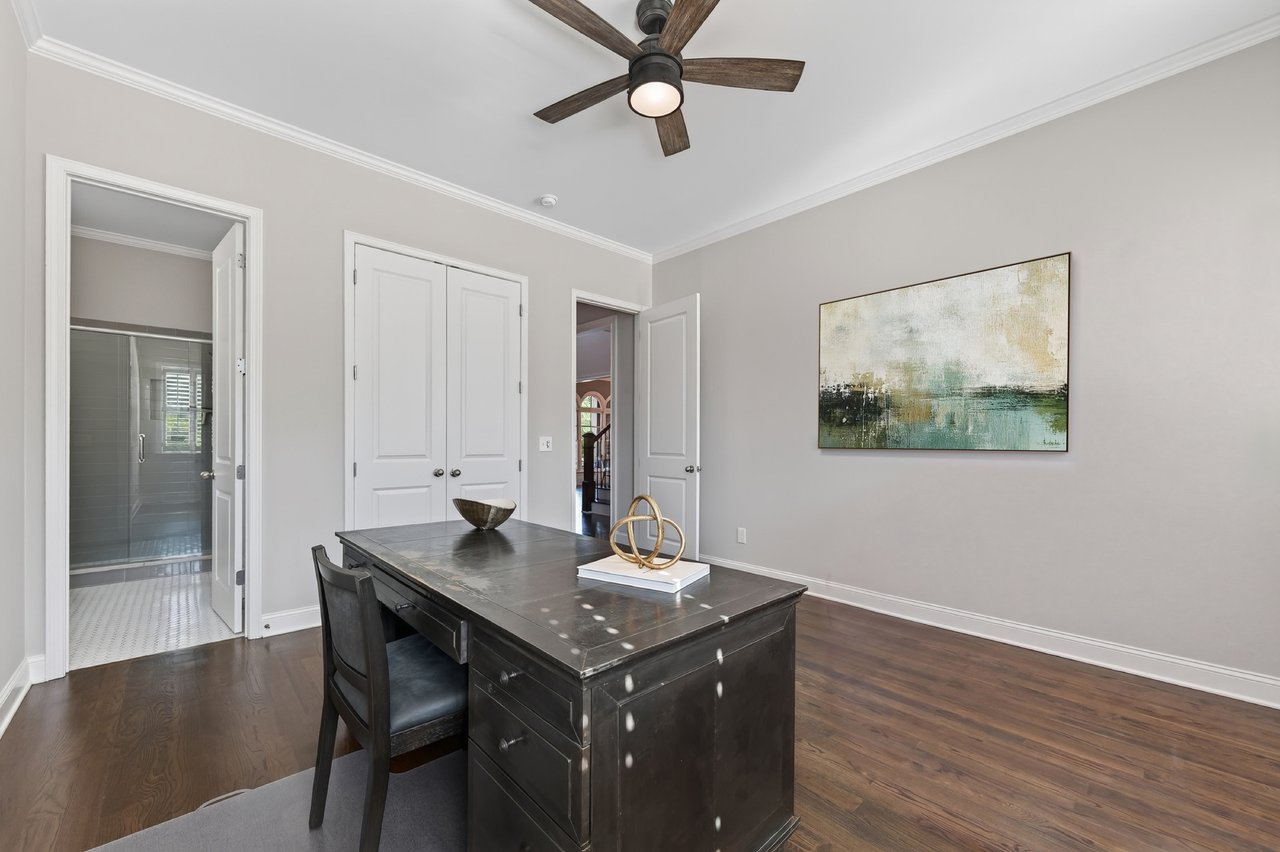125 Tolhouse Court