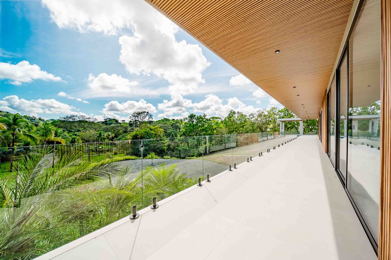 Finca Tranquila Brand New Luxury Residence