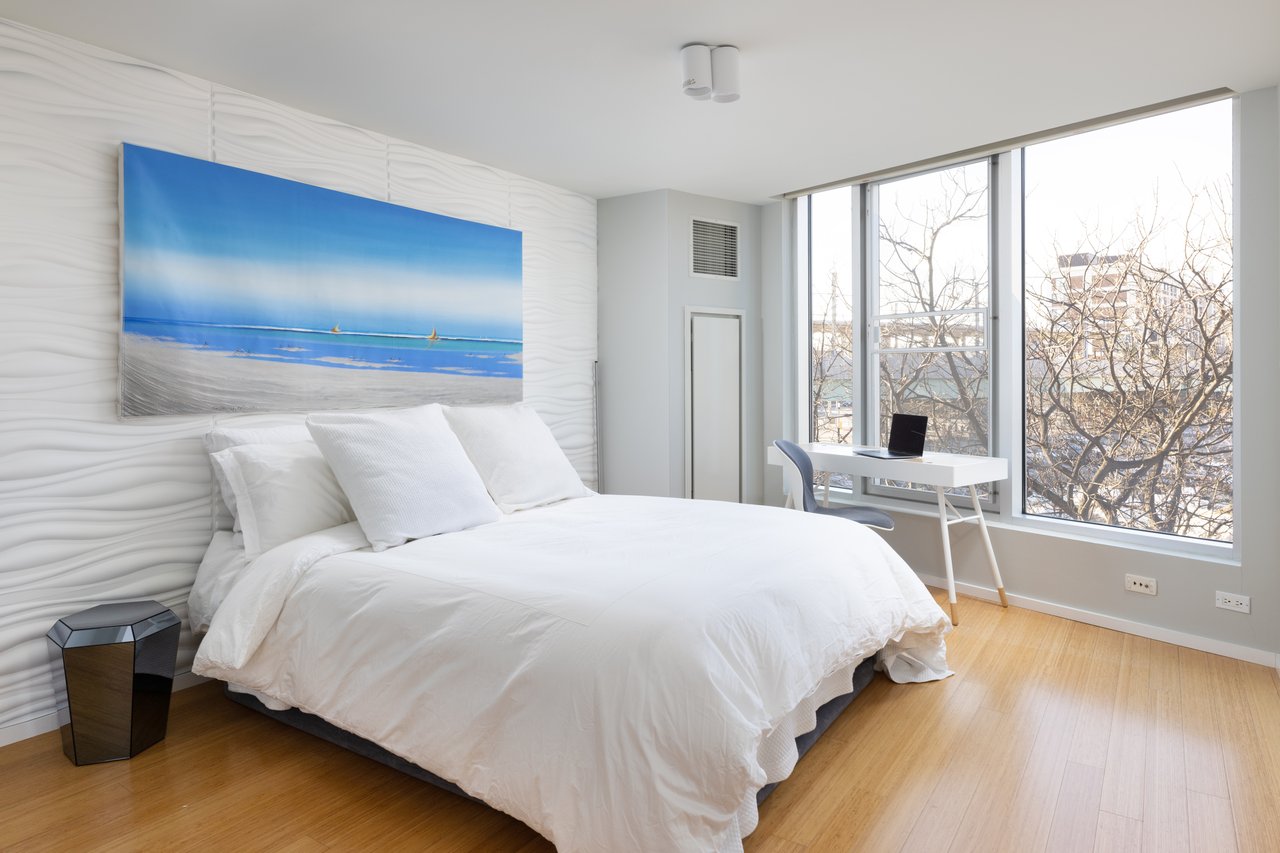 1 Earhart Street 322