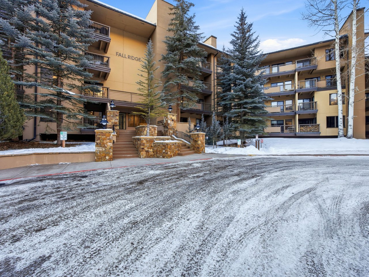 1650 Fall Ridge Road 412