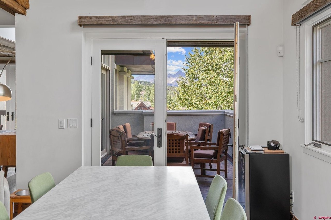 618 Mountain Village Blvd #401