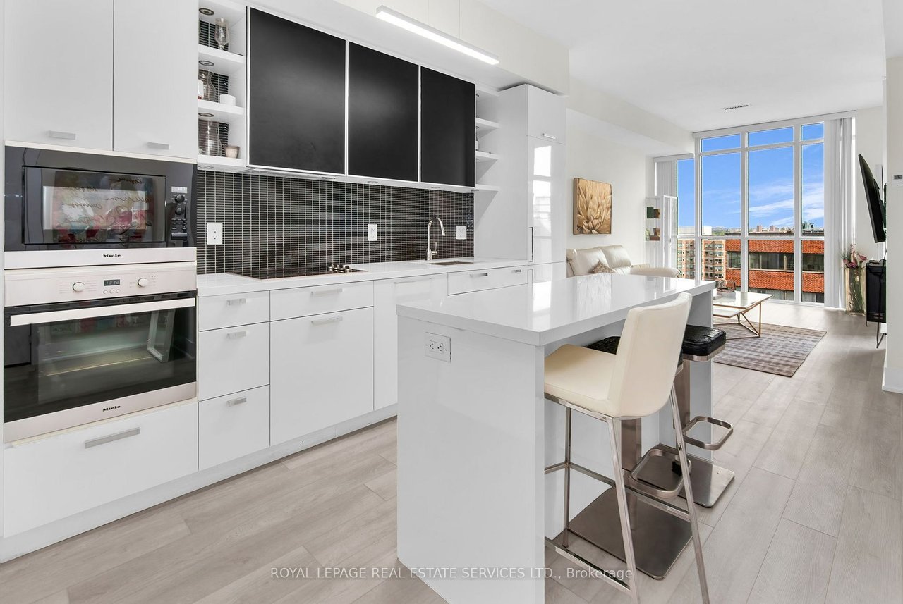 32 Davenport Rd #1405