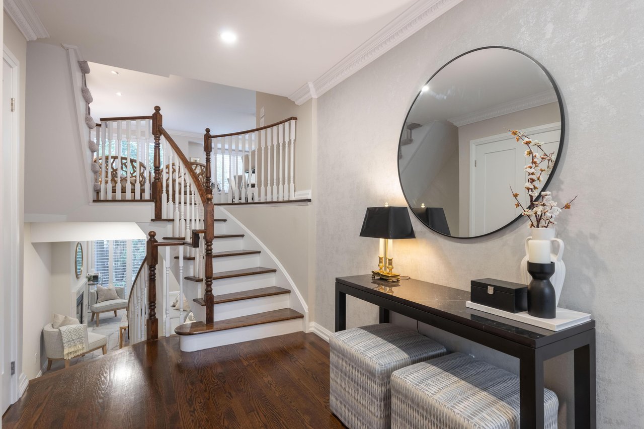 1064 Queen Street W 32A