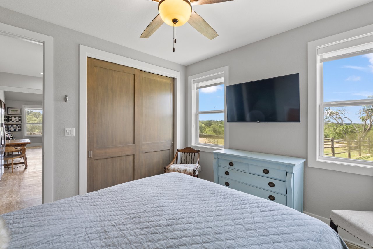 1457 Avenida High View