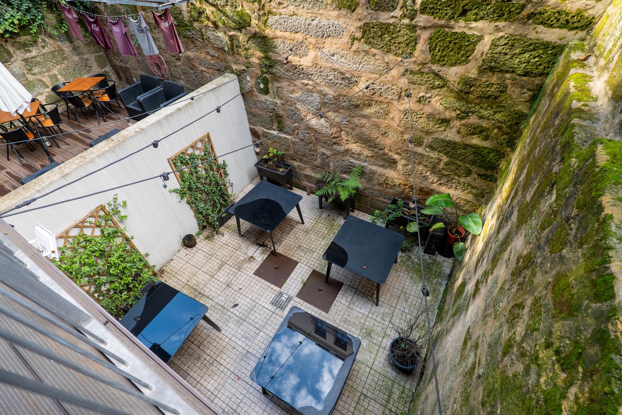 Prime Fine-Dining Restaurant Business Transfer (“Trespasse”) in Central Porto