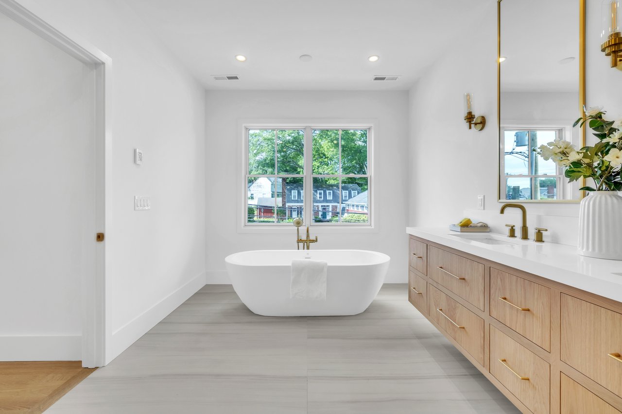 133 East Ave, Unit A