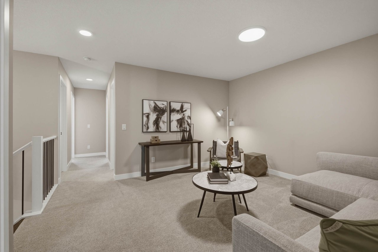 135 Belvedere Crescent SE