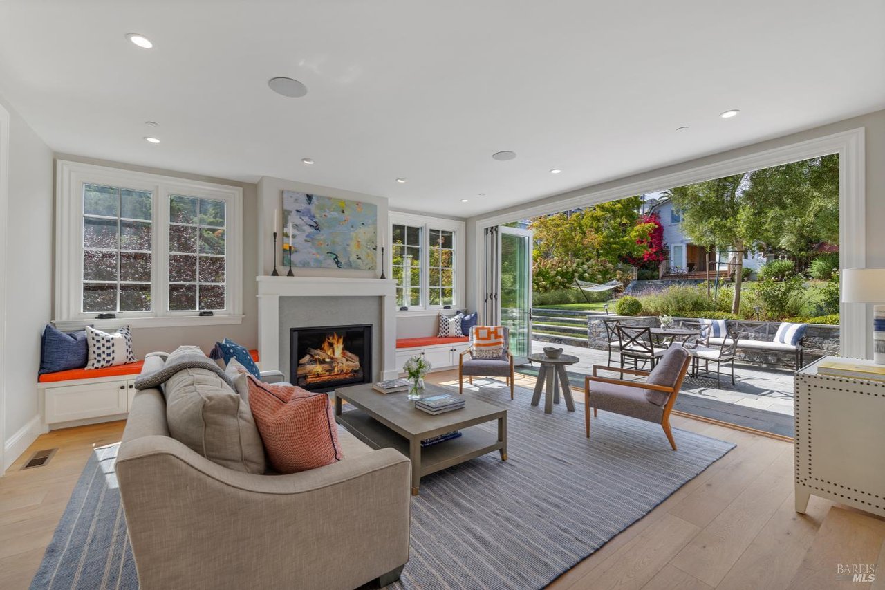 309 Corte Madera Ave