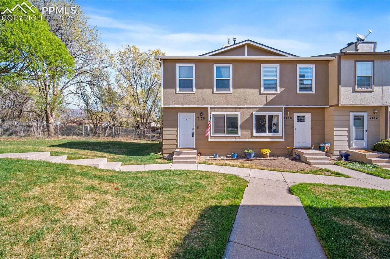 2178 Baltimore Cir
