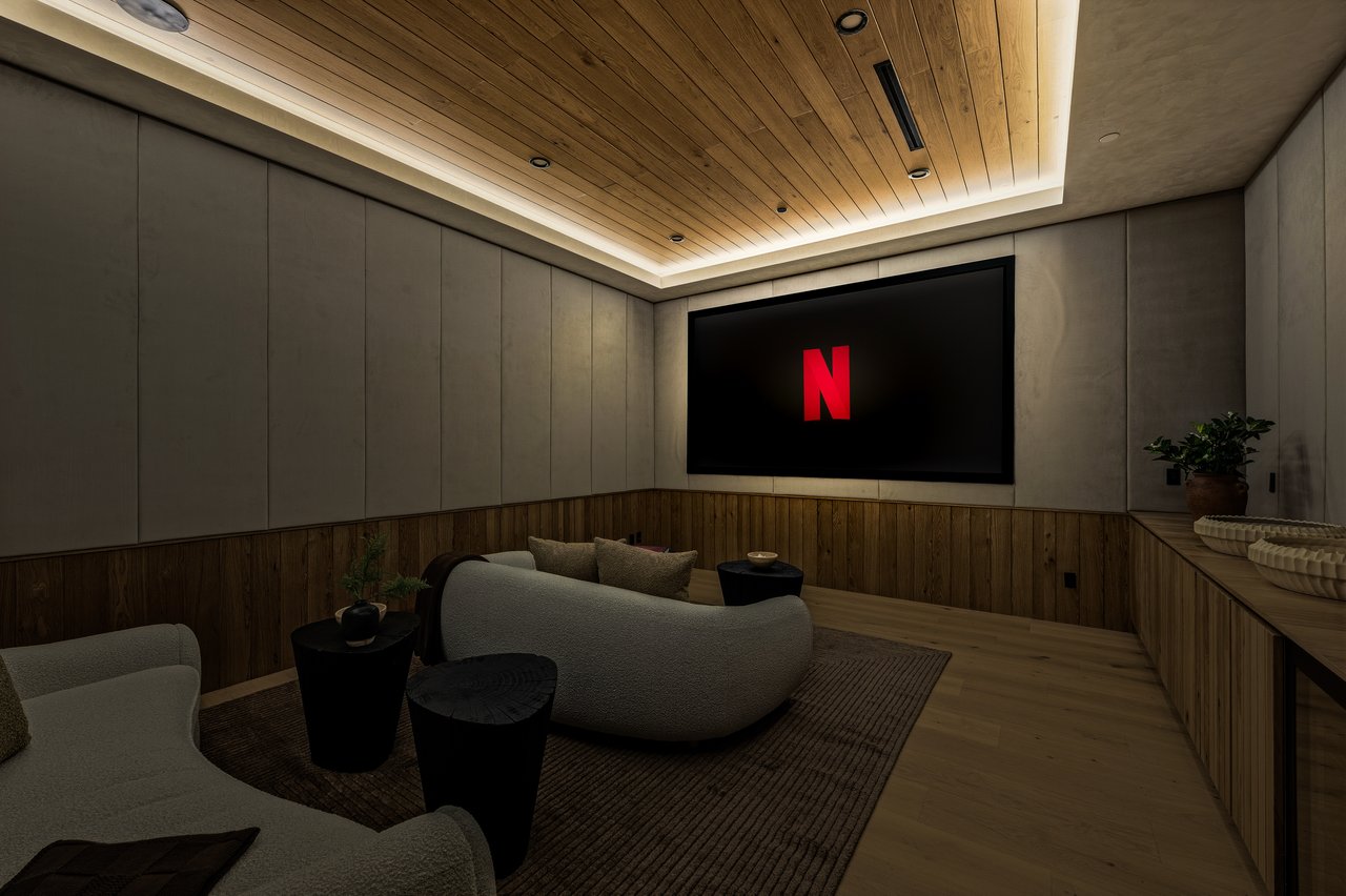 4816 Oak Park Avenue