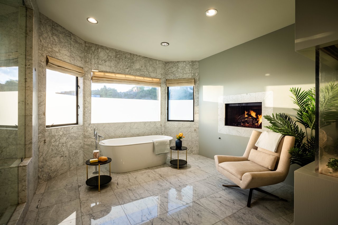 1443 Devlin Dr