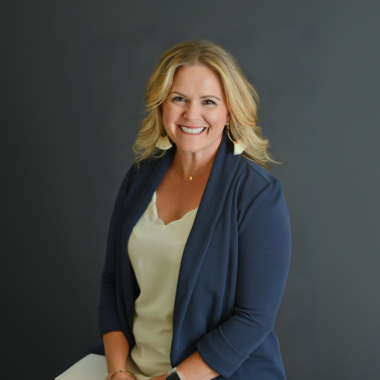 Mary Sloka Greenville, SC Real Estate Agent Headshot