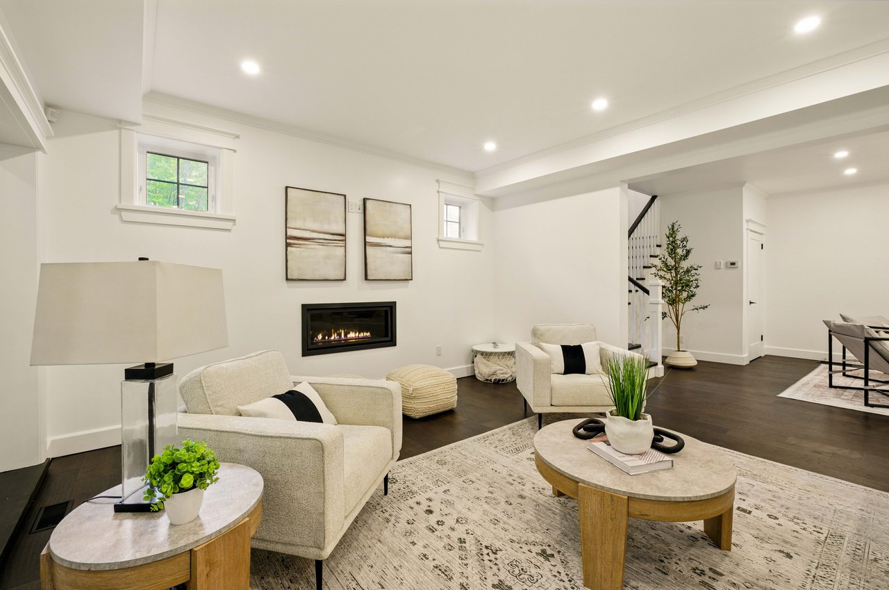 39 TODHOLM DRIVE