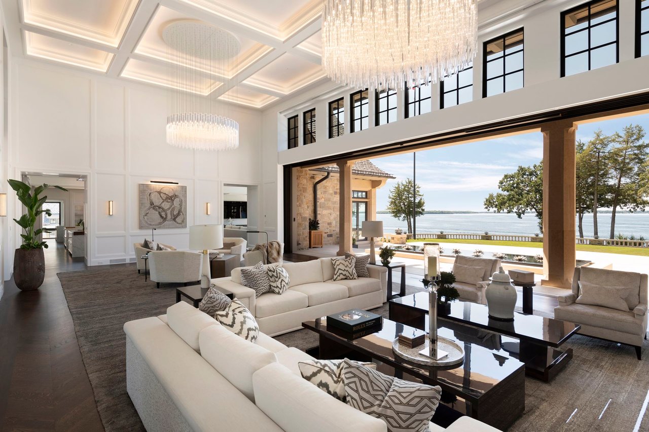 2770 Gale Road, Wayzata