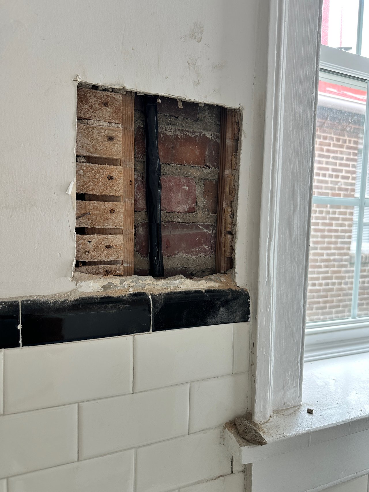 What Are Homeowners Actually Fixing Before They Sell (and After They Buy) in 2026?