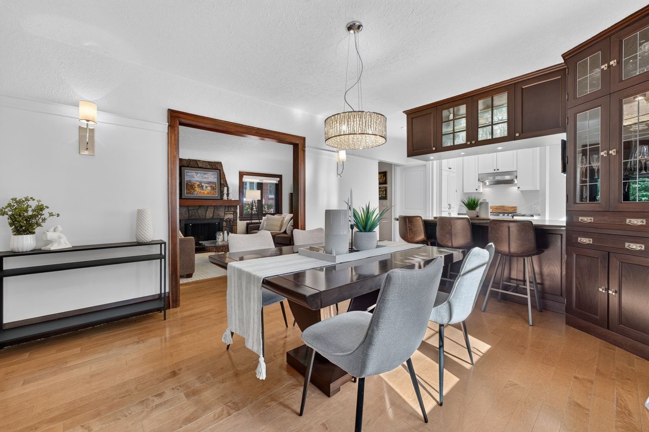 33 Ben Machree Dr