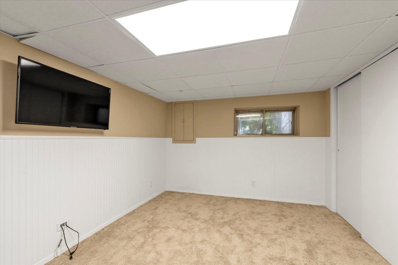 2057 Blanche Ln
