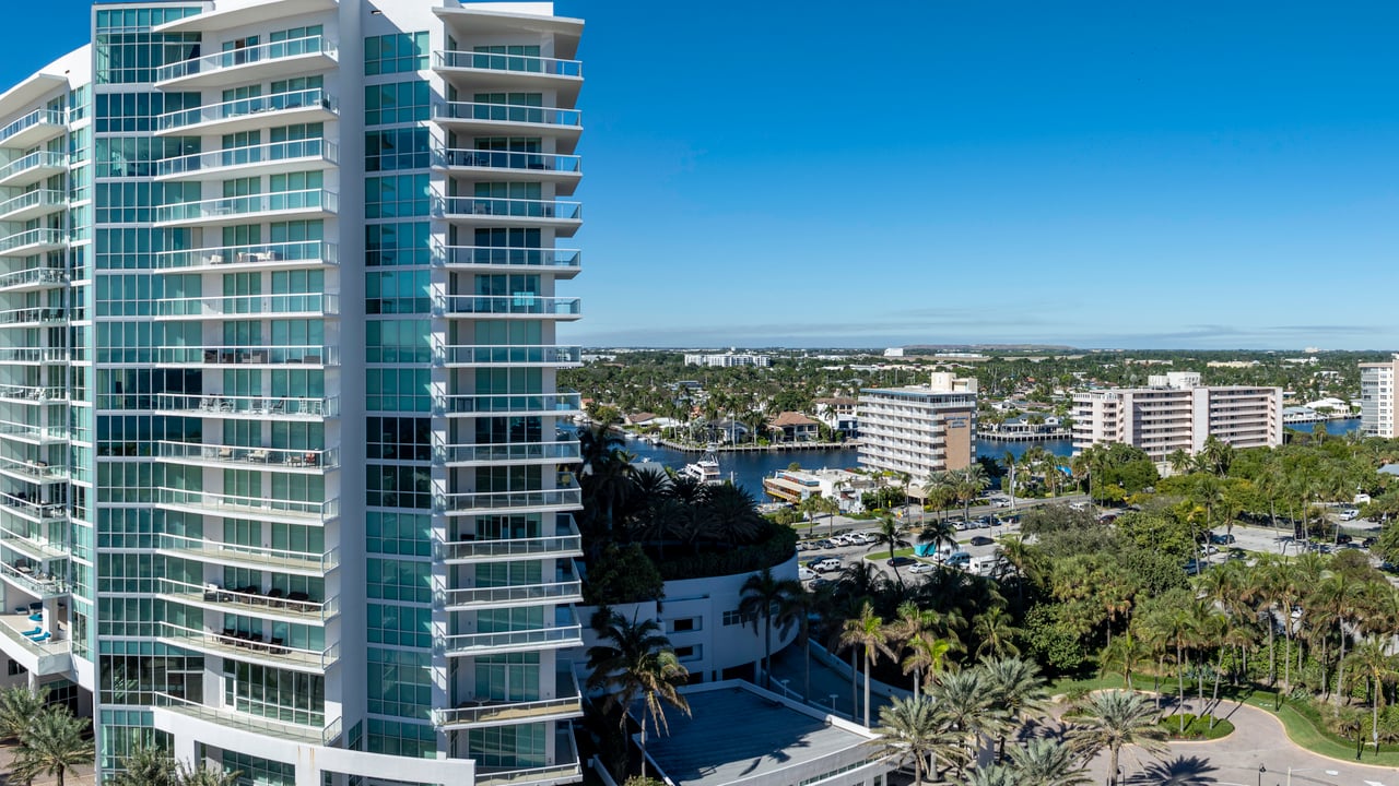 W Pompano Beach Hotel & Residences