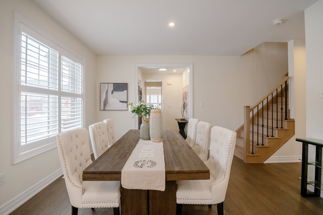 3209 Daisy Way, Oakville, ON L6M 1L4