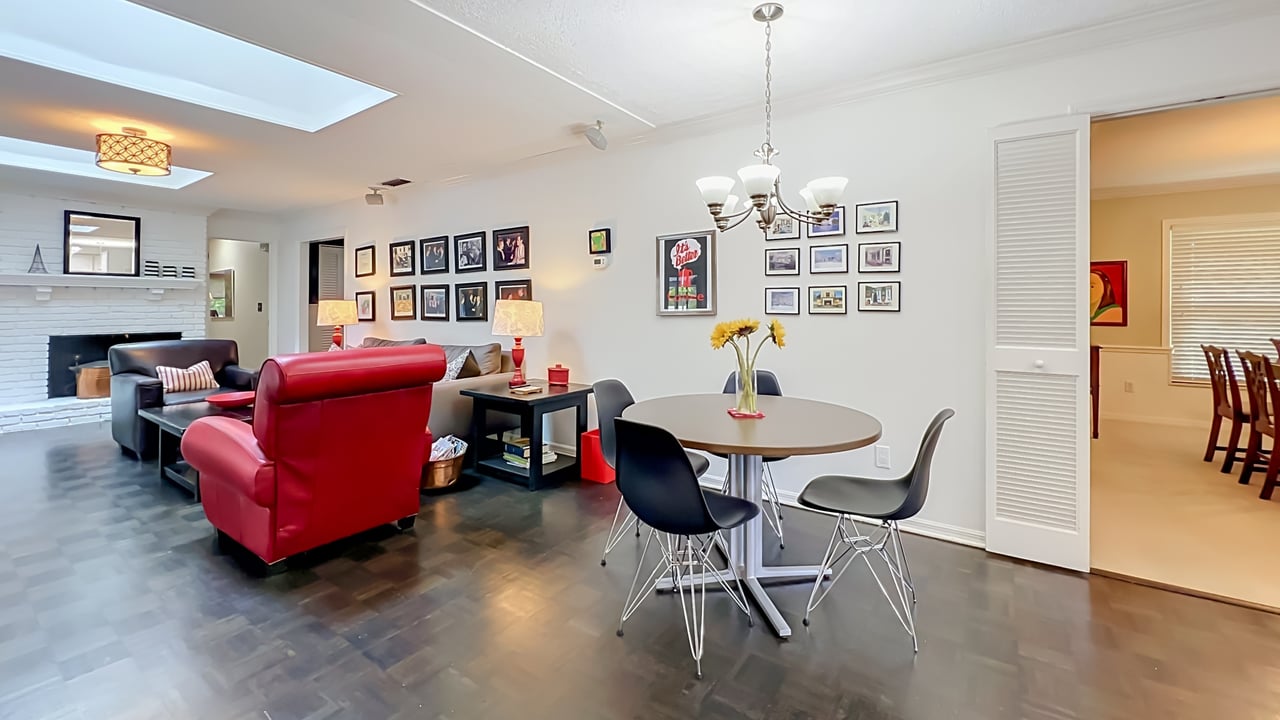 Winter Park Vias Traditonal 5-Bedroom Home near Racquet Club