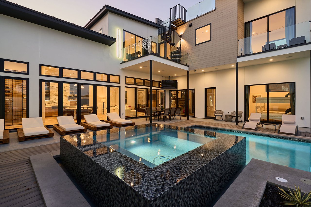 1604 Taylor Gaines Street