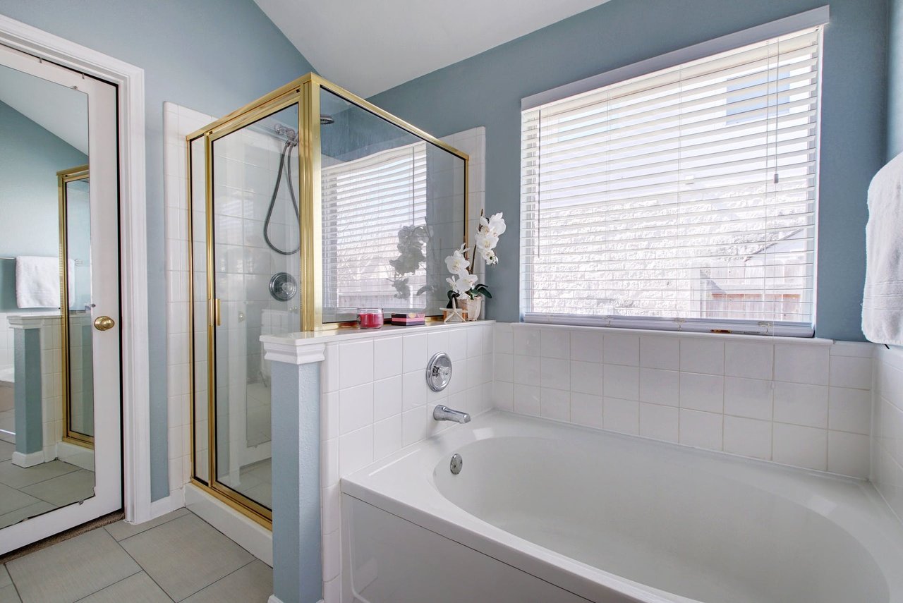 2415 Candle Ridge Trl, Georgetown, Texas 78626