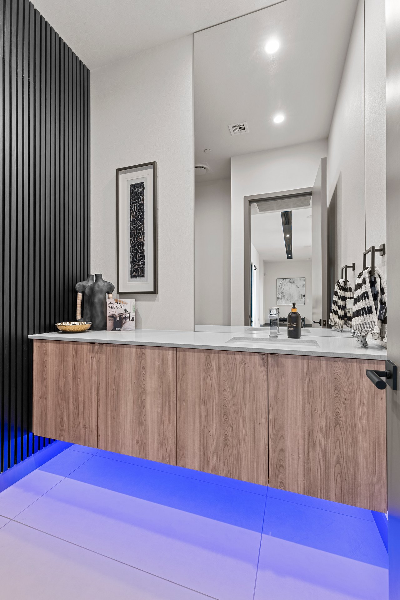 1463 Solitude Ridge Dr