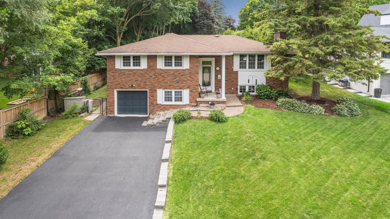 210 Richard Avenue, Newmarket