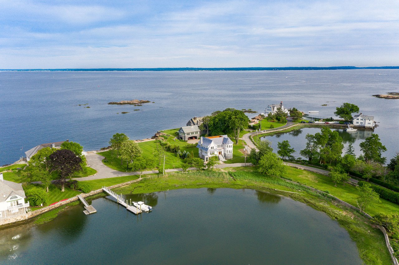 12 Pine Island Drive, Rye