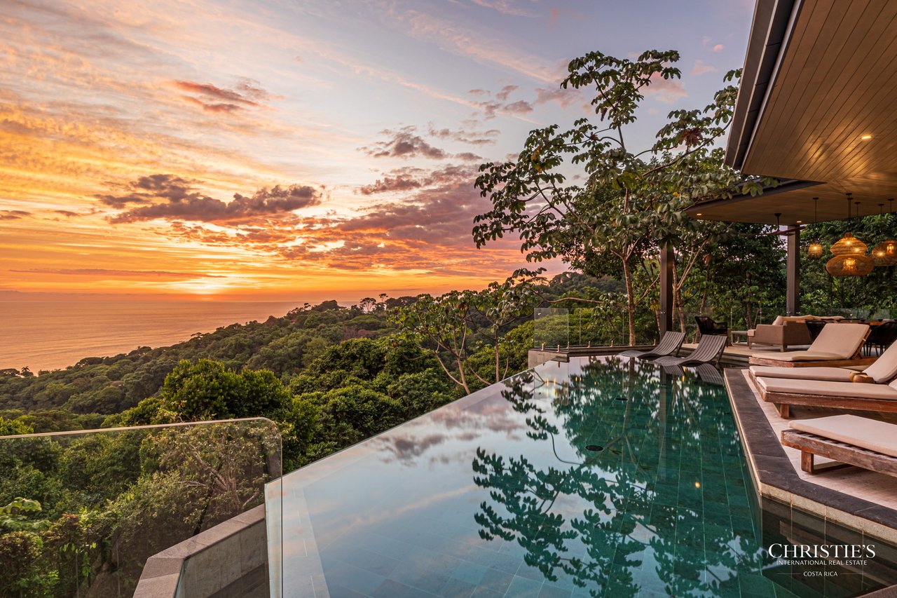 Luxury Estate in Escaleras- incredible ocean views 5.5 Acres