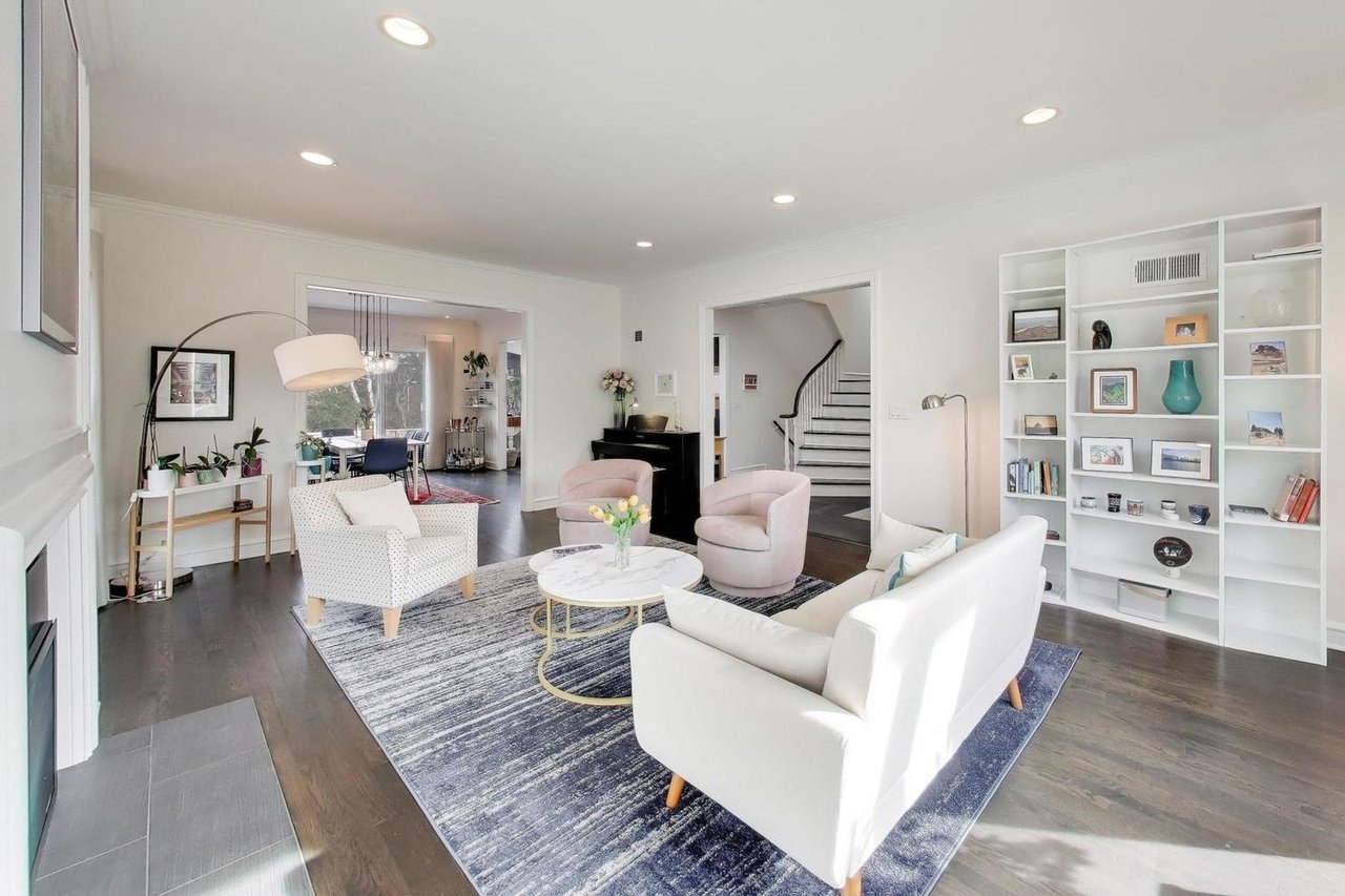 1217 Sheridan Rd