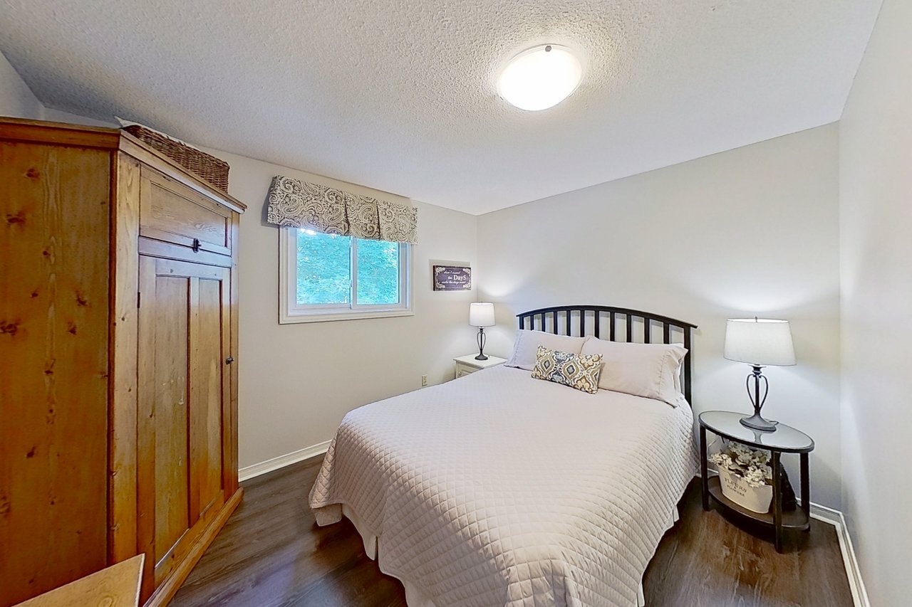 522 Malvern Cres Newmarket