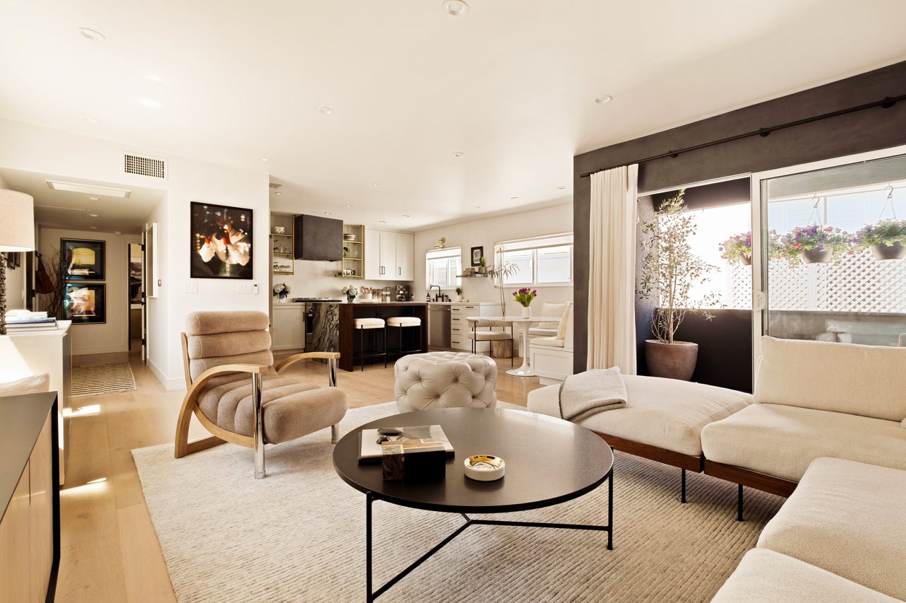  446 San Vicente Blvd #304, North of Montana