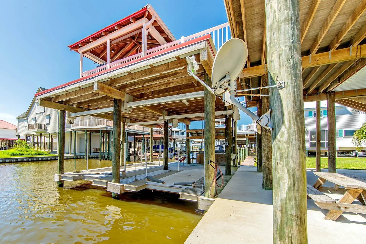 187 Trout Ct