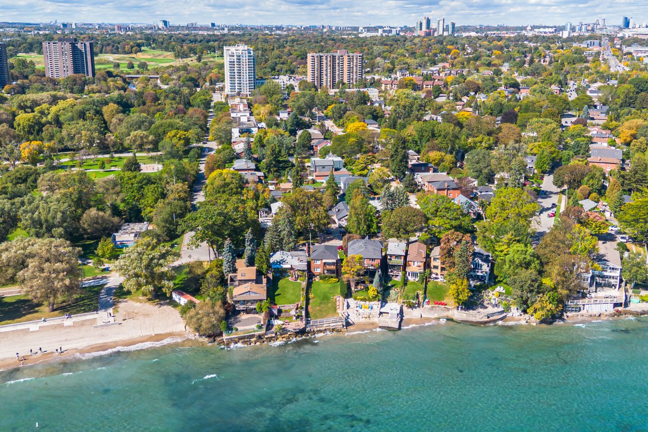 407 Lake Promenade